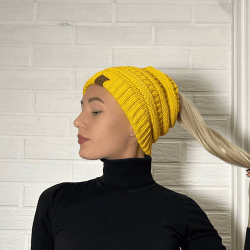 PonyCap® Beanie – Strickmütze für minimalistische Pferdeschwänze