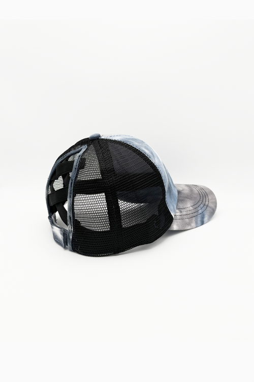 Tie-Dye PonyCap® – Entspannte Pferdeschwanzkappe