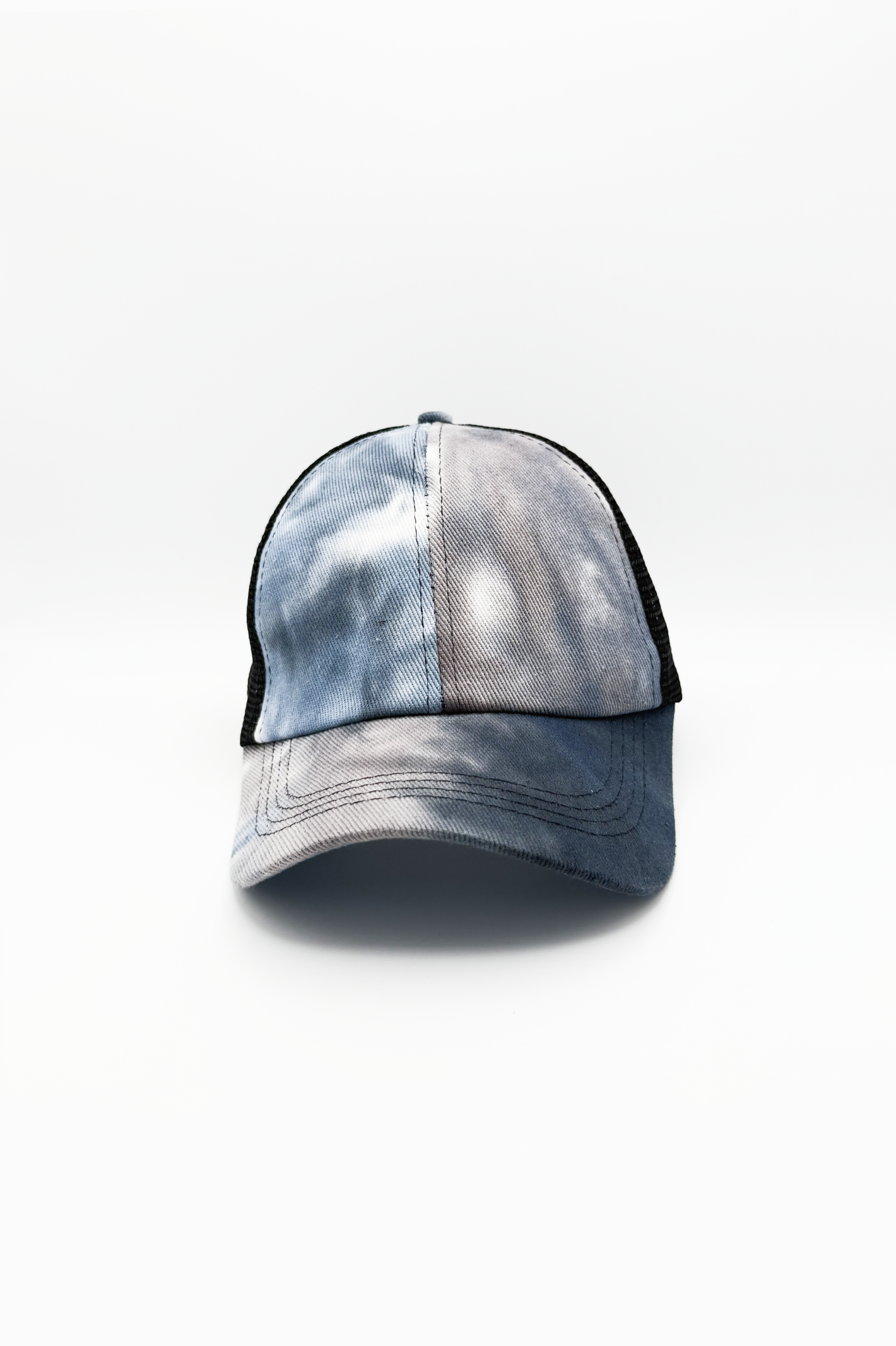 Tie-Dye PonyCap® – Entspannte Pferdeschwanzkappe