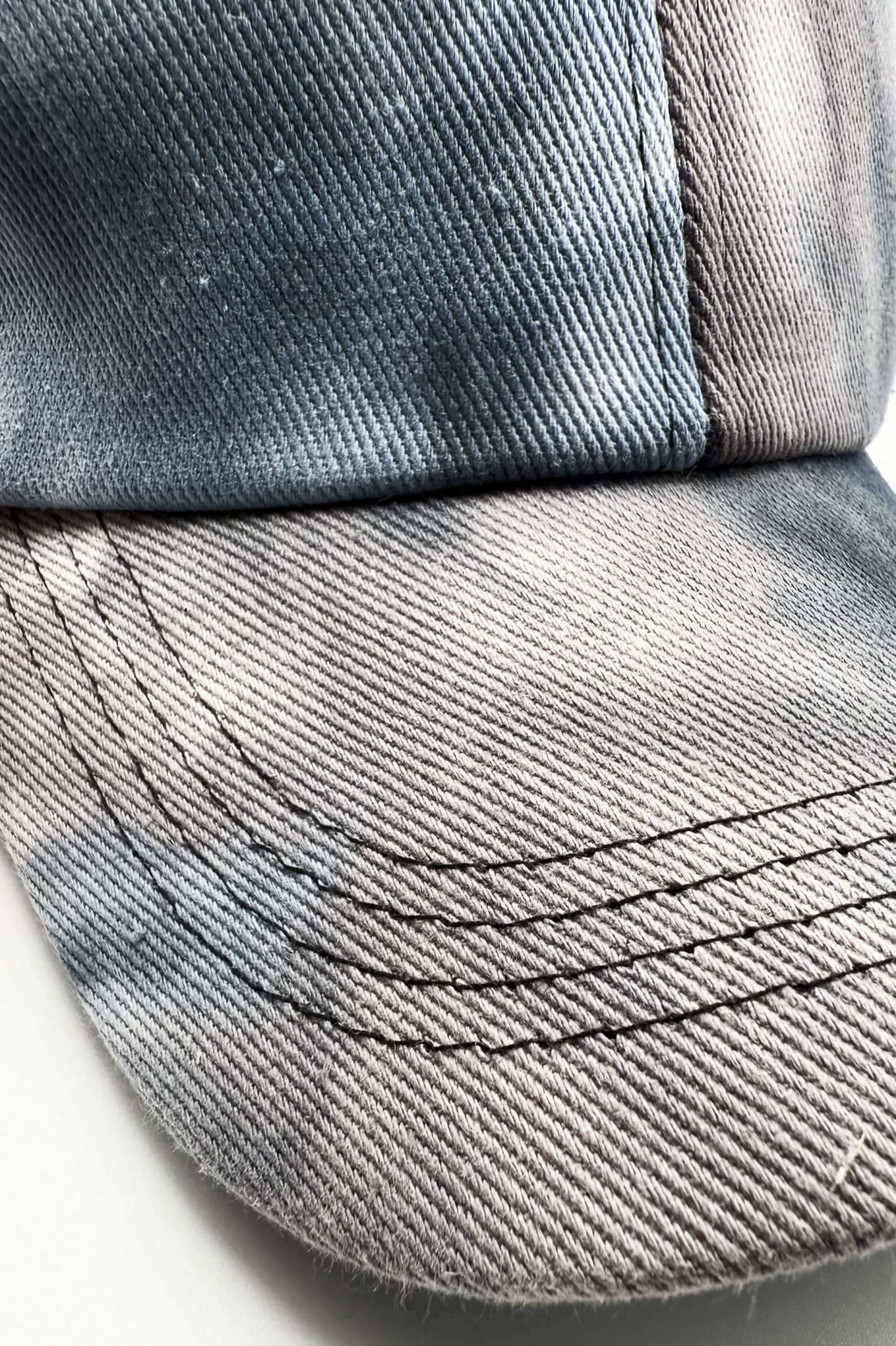 Tie-Dye PonyCap® – Entspannte Pferdeschwanzkappe