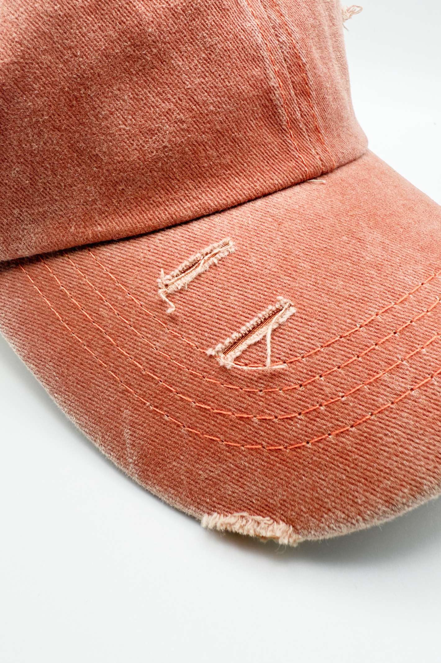 Vintage PonyCap® – Pferdeschwanzkappe aus gewaschener Baumwolle